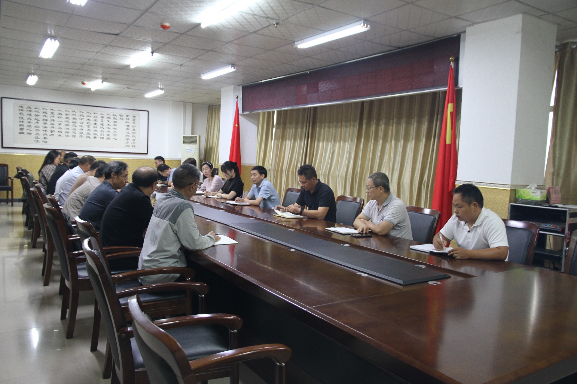 中層干部討論.JPG